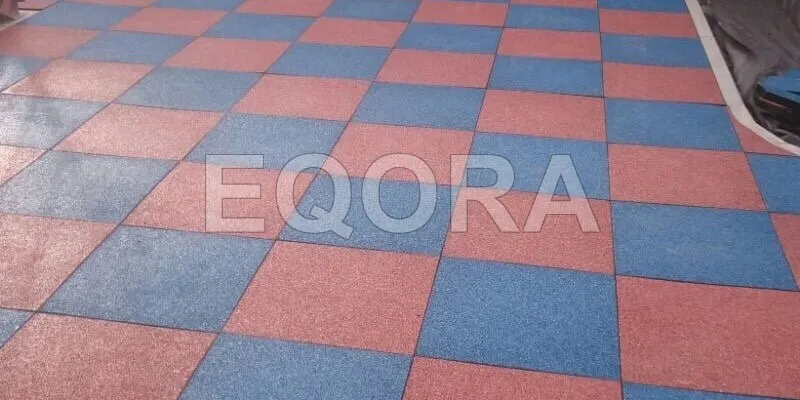 Резиновое покрытие из крошки для автосервисов в Новосибирске