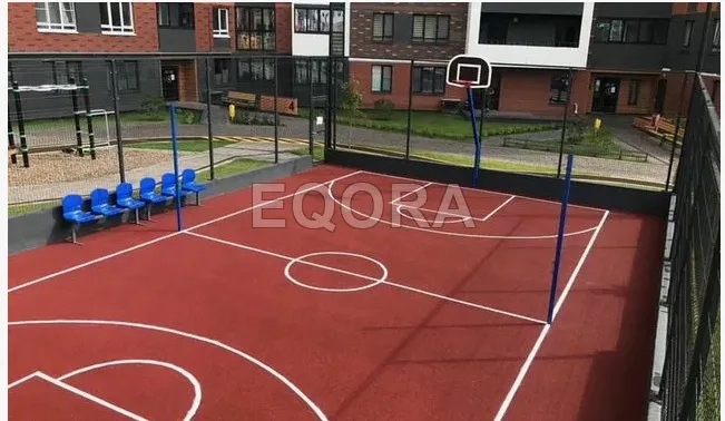 Бесшовное покрытие из резиновой крошки для баскетбольной площадки в Новосибирске